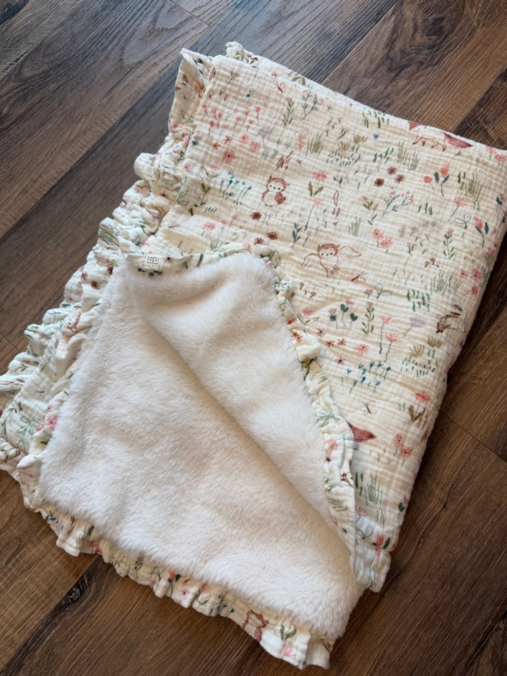 Elegant Baby Floral Owl & Friends Baby Blanket - Picture 5 of 6